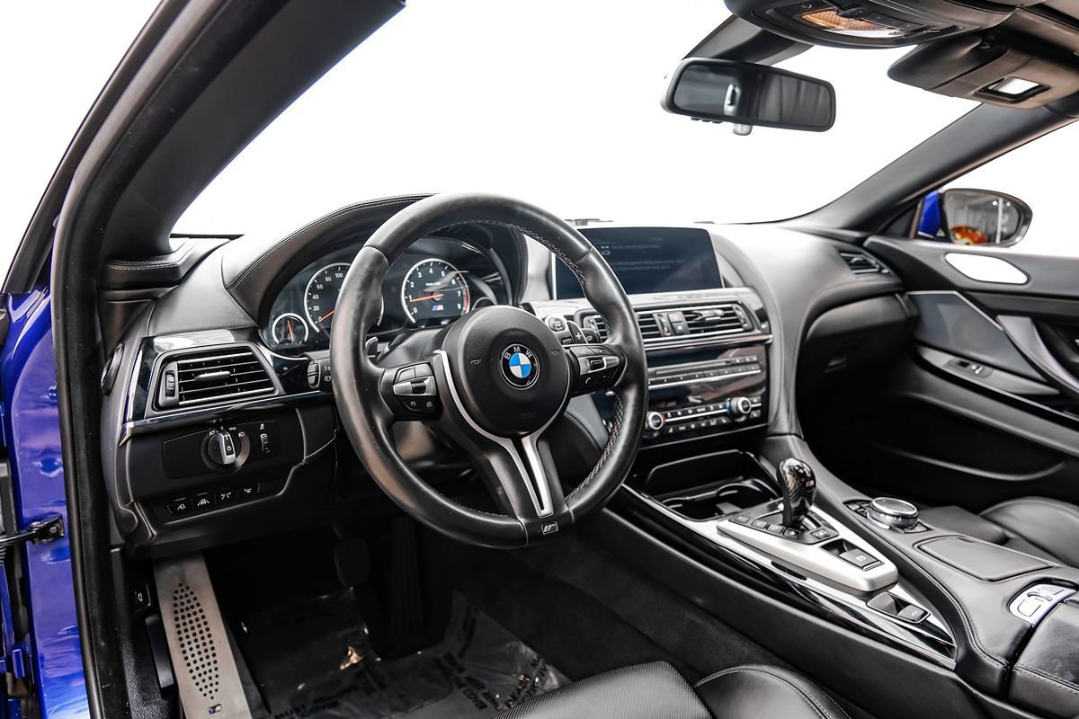 Used 2016 BMW M6 Convertible RWD image 3