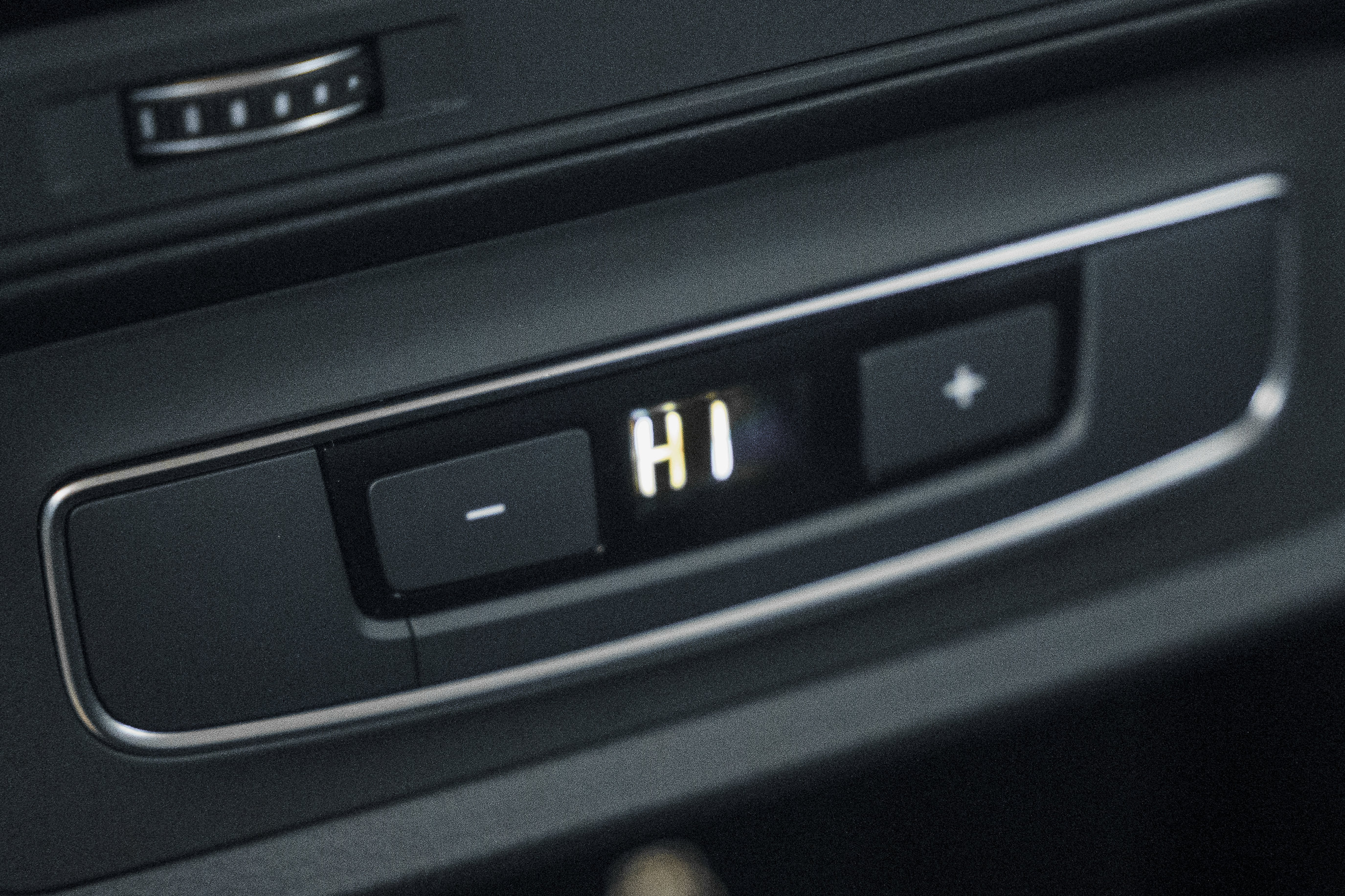 Certified 2025 Audi Q7 3.0T Premium Plus image 28