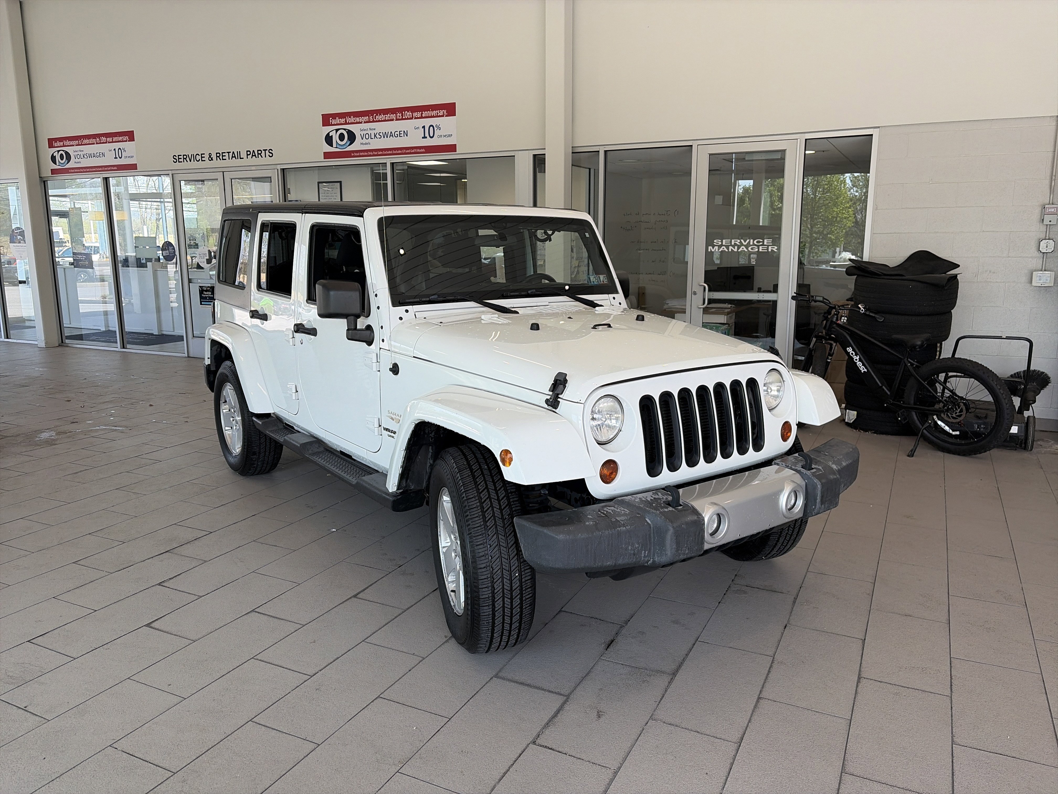 Used 2012 Jeep Wrangler Unlimited Sahara w/ Connectivity Group image 3