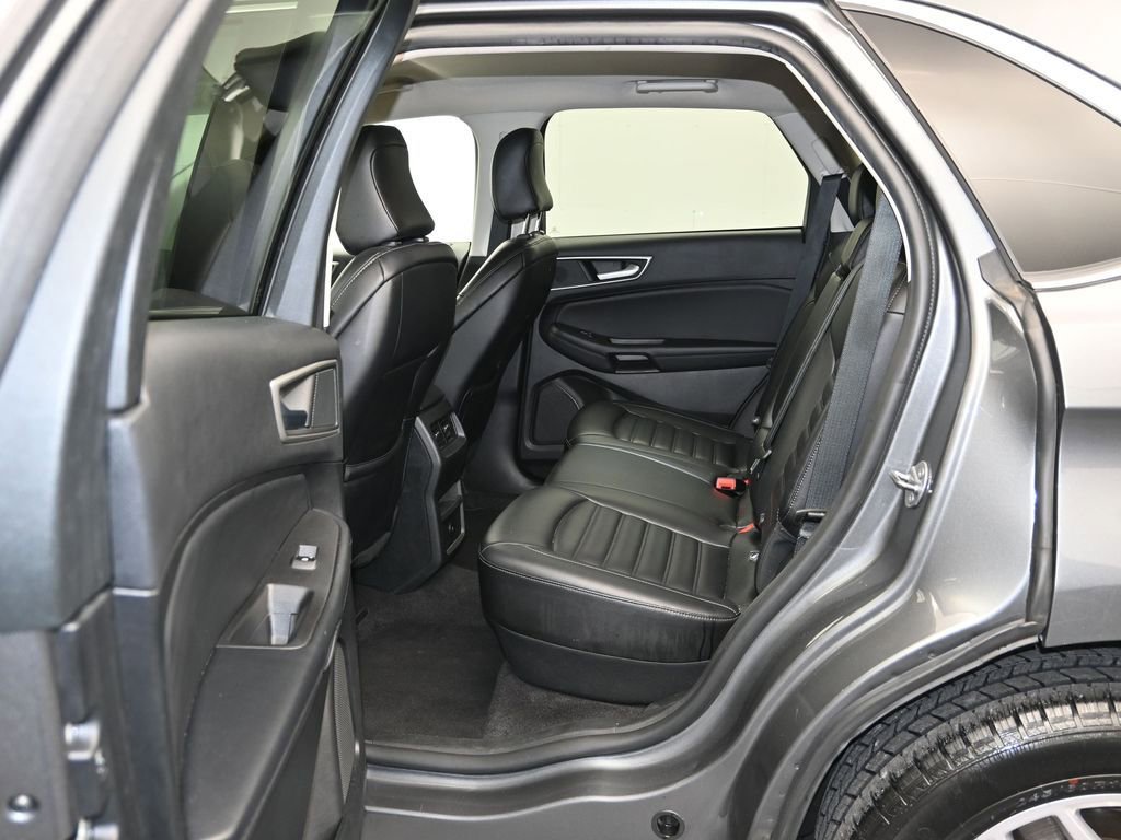 Used 2024 Ford Edge SEL image 22