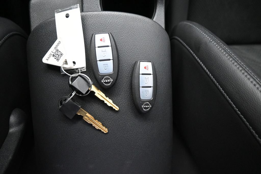 Used 2025 Nissan Z Performance w/ Floor Mat Package RWD image 23