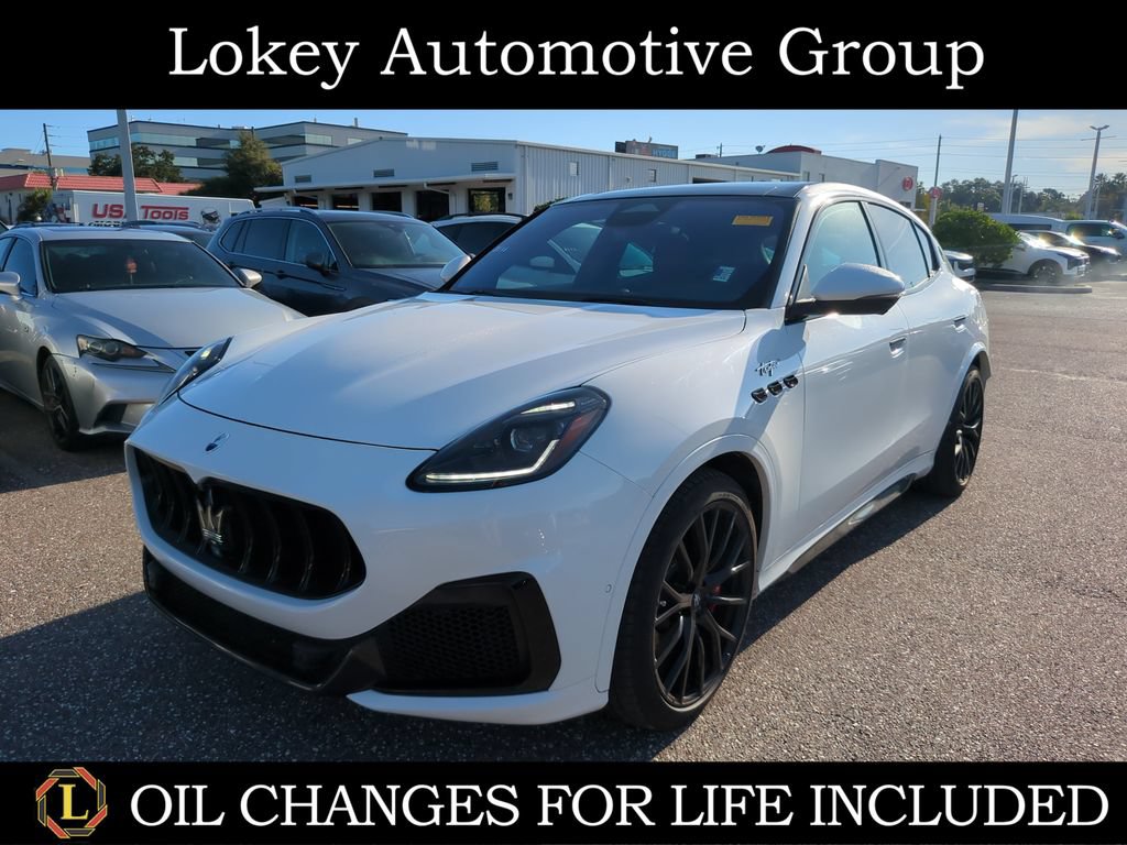 Used 2024 Maserati Grecale Trofeo AWD/4WD image 1