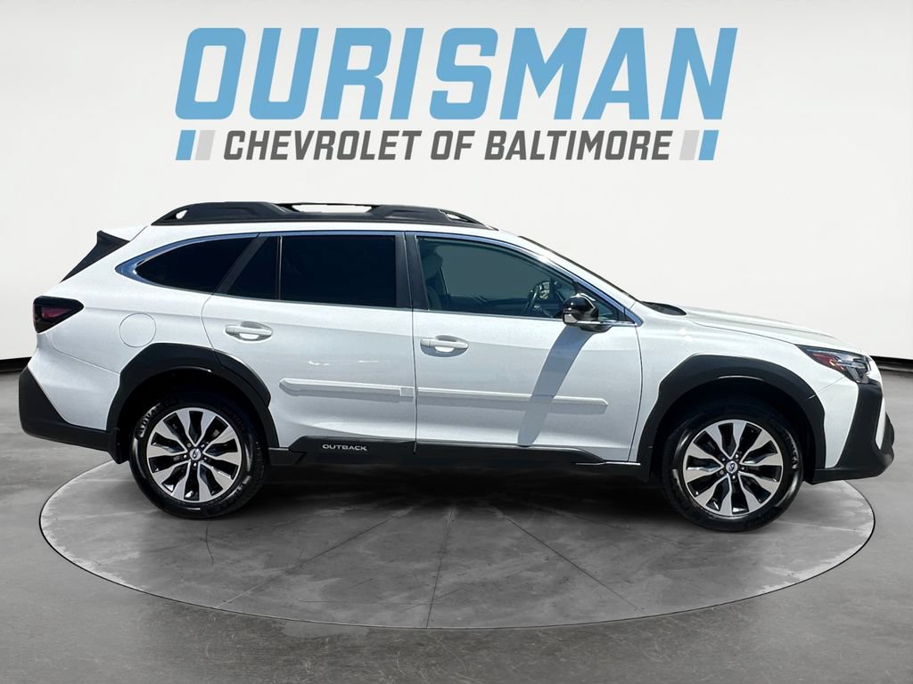 Used 2023 Subaru Outback Limited AWD/4WD image 7