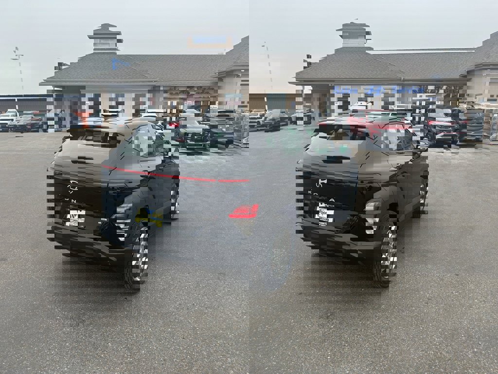 New 2026 Hyundai Kona SE image 25