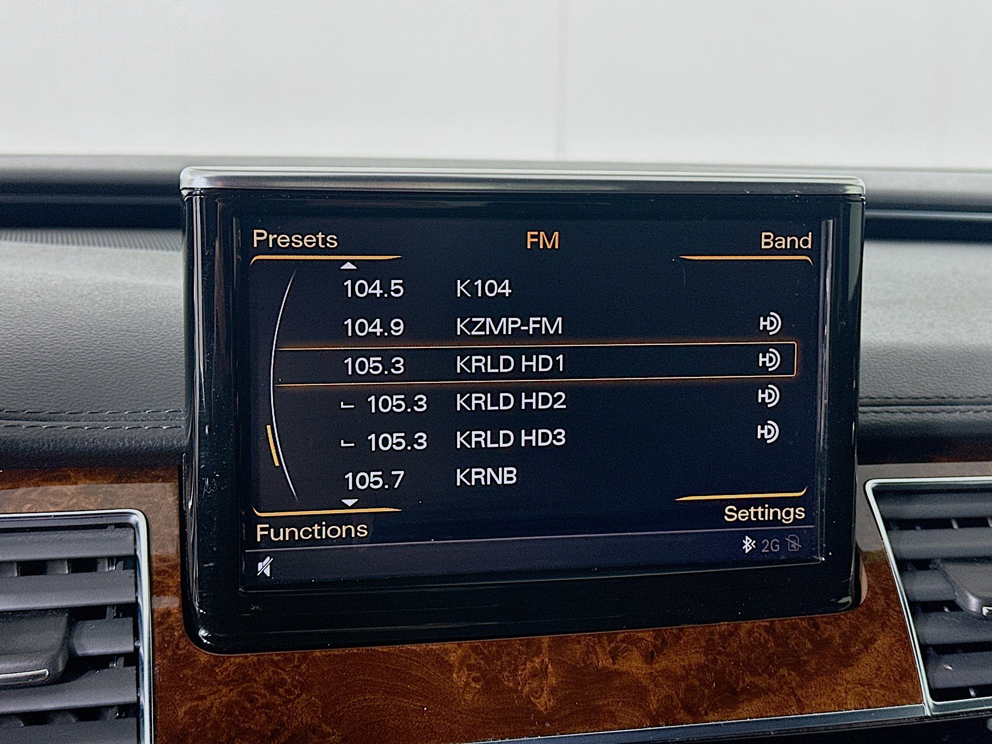 Used 2014 Audi A8 L TDI AWD/4WD image 21