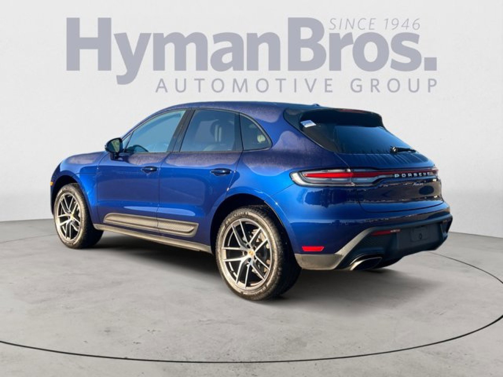 Used 2023 Porsche Macan image 5