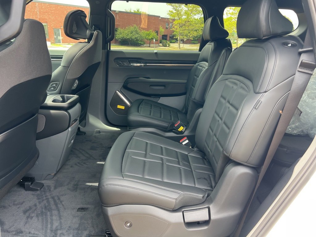 New 2026 Kia EV9 Land w/ Nightfall Edition Package image 13