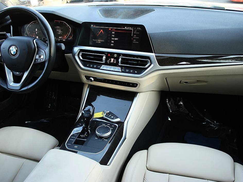 Used 2019 BMW 330i Sedan w/ Premium Package RWD image 18