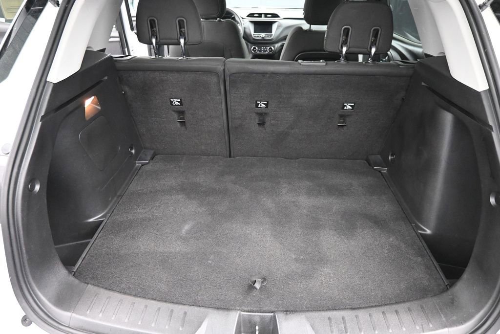 Used 2023 Chevrolet TrailBlazer LT FWD image 14