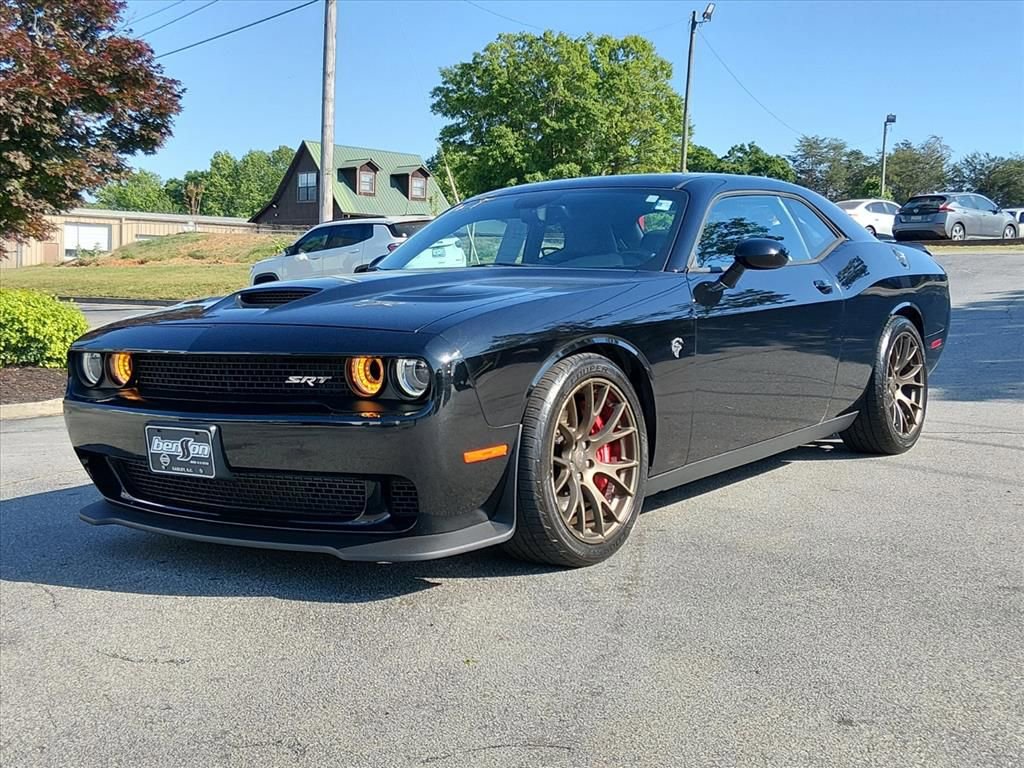Used 2016 Dodge Challenger SRT Hellcat image 7