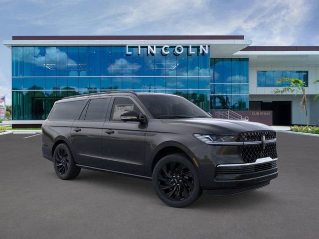 New 2026 Lincoln Navigator L Reserve w/ Jet Appearance Package AWD/4WD image 7