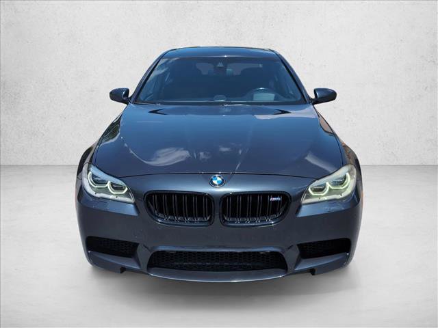 Used 2015 BMW M5 RWD image 2