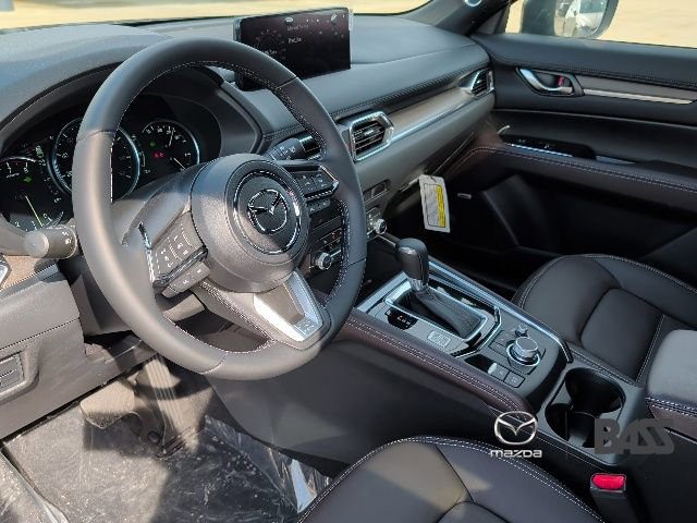 New 2025 MAZDA CX-5 Signature image 10