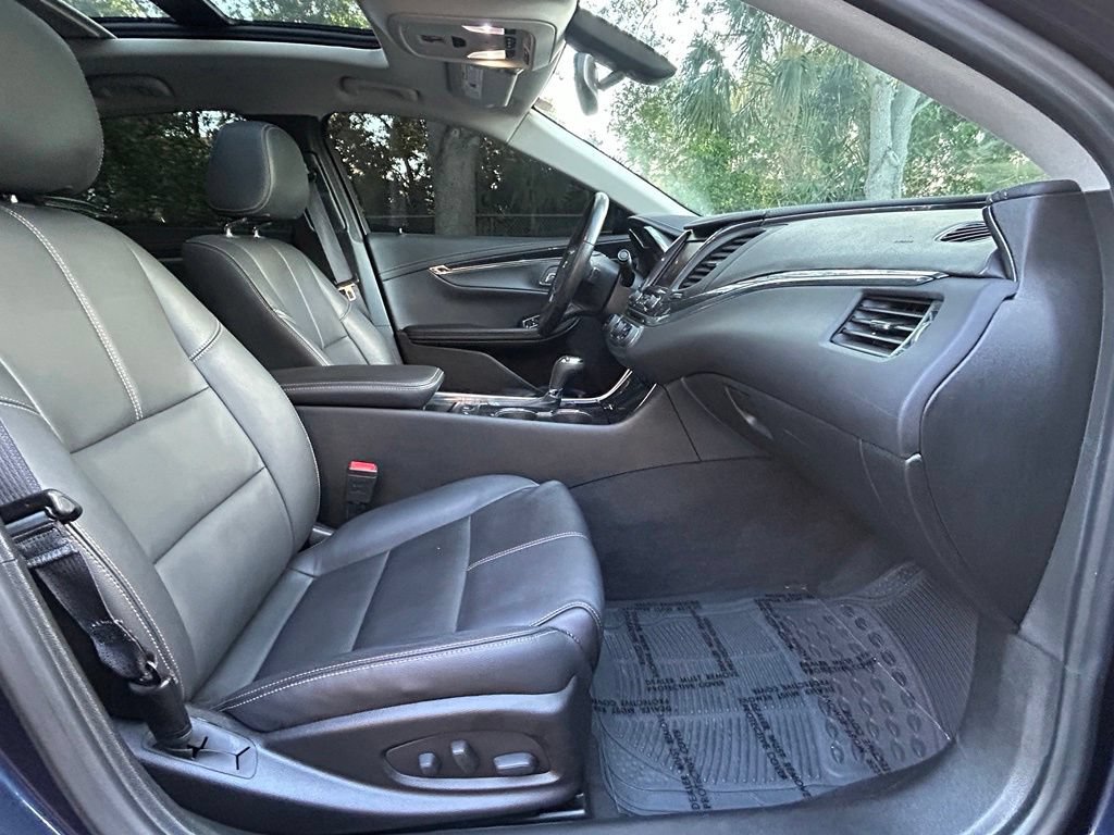 Used 2018 Chevrolet Impala LT w/ Sunroof and Spoiler Package FWD image 26