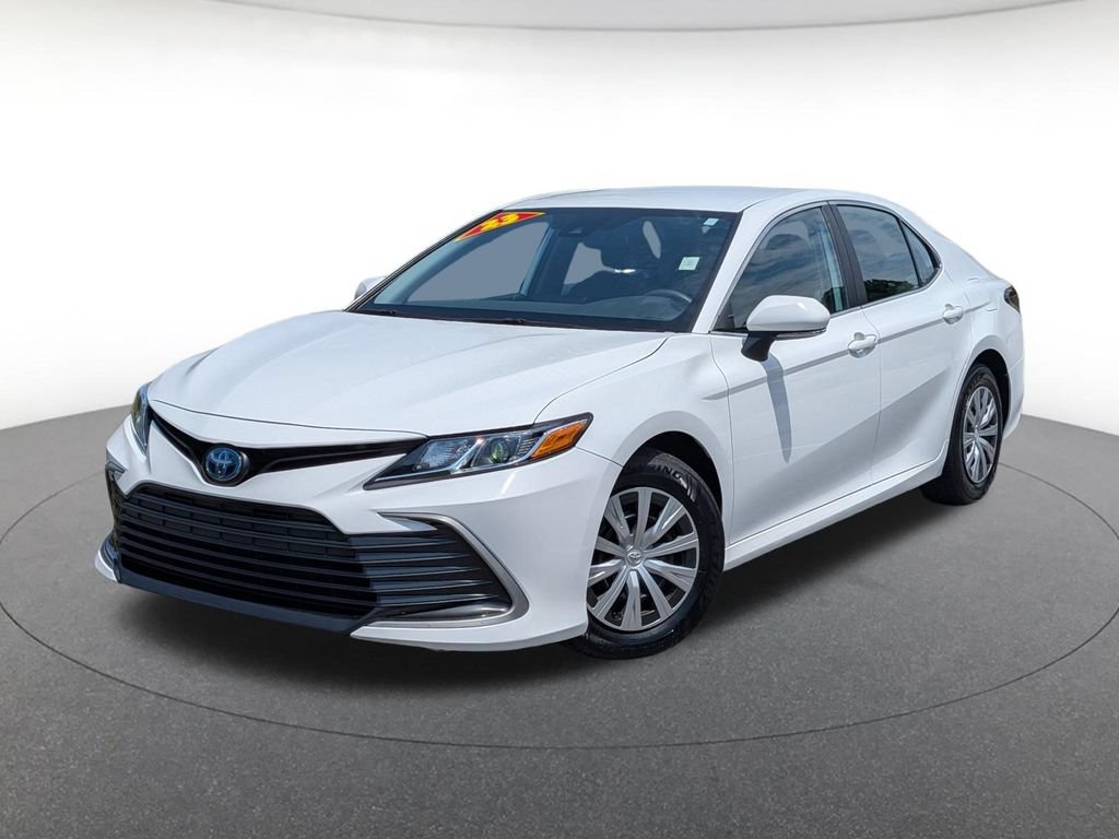 Used 2023 Toyota Camry LE FWD image 1