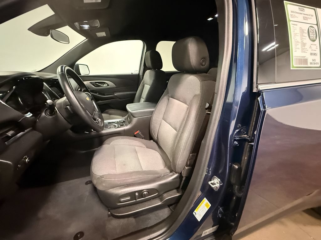 Used 2023 Chevrolet Traverse LT w/ LPO, Floor Liner Package AWD/4WD image 12