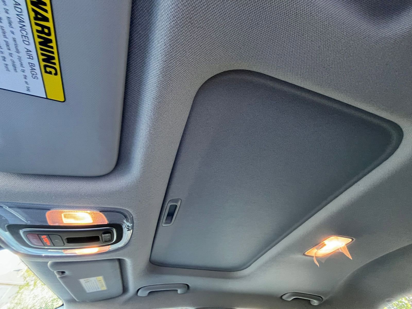 Used 2025 Hyundai Elantra SEL image 29