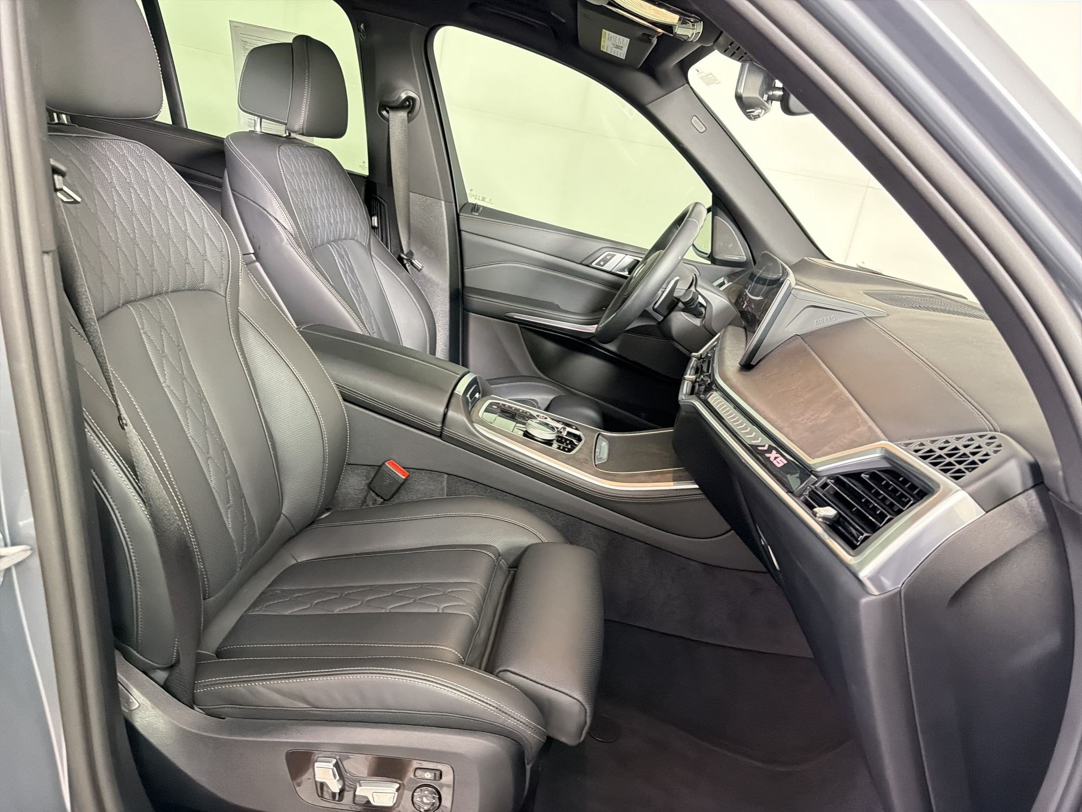 Certified 2026 BMW X5 xDrive40i AWD/4WD image 31