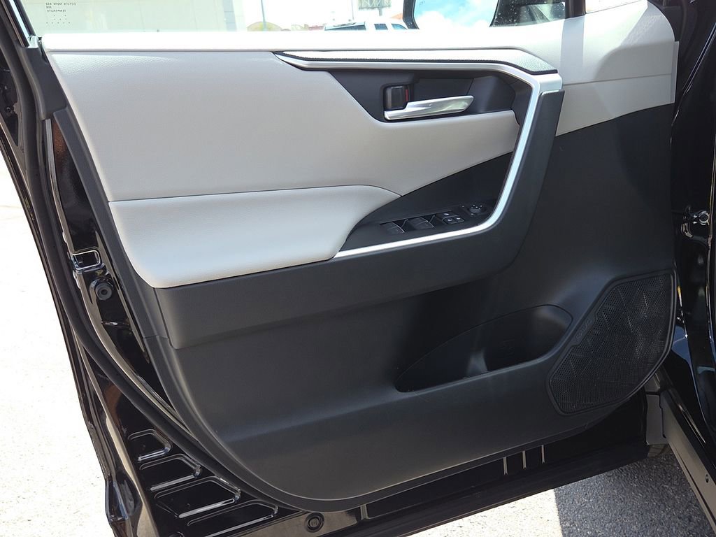 Certified 2025 Toyota RAV4 XLE Premium FWD image 16