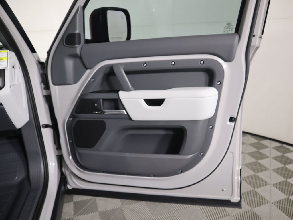 New 2026 Land Rover Defender 110 S image 26