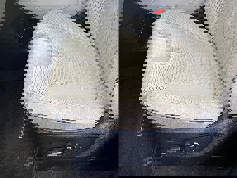 Used 2024 Hyundai Palisade Limited image 21