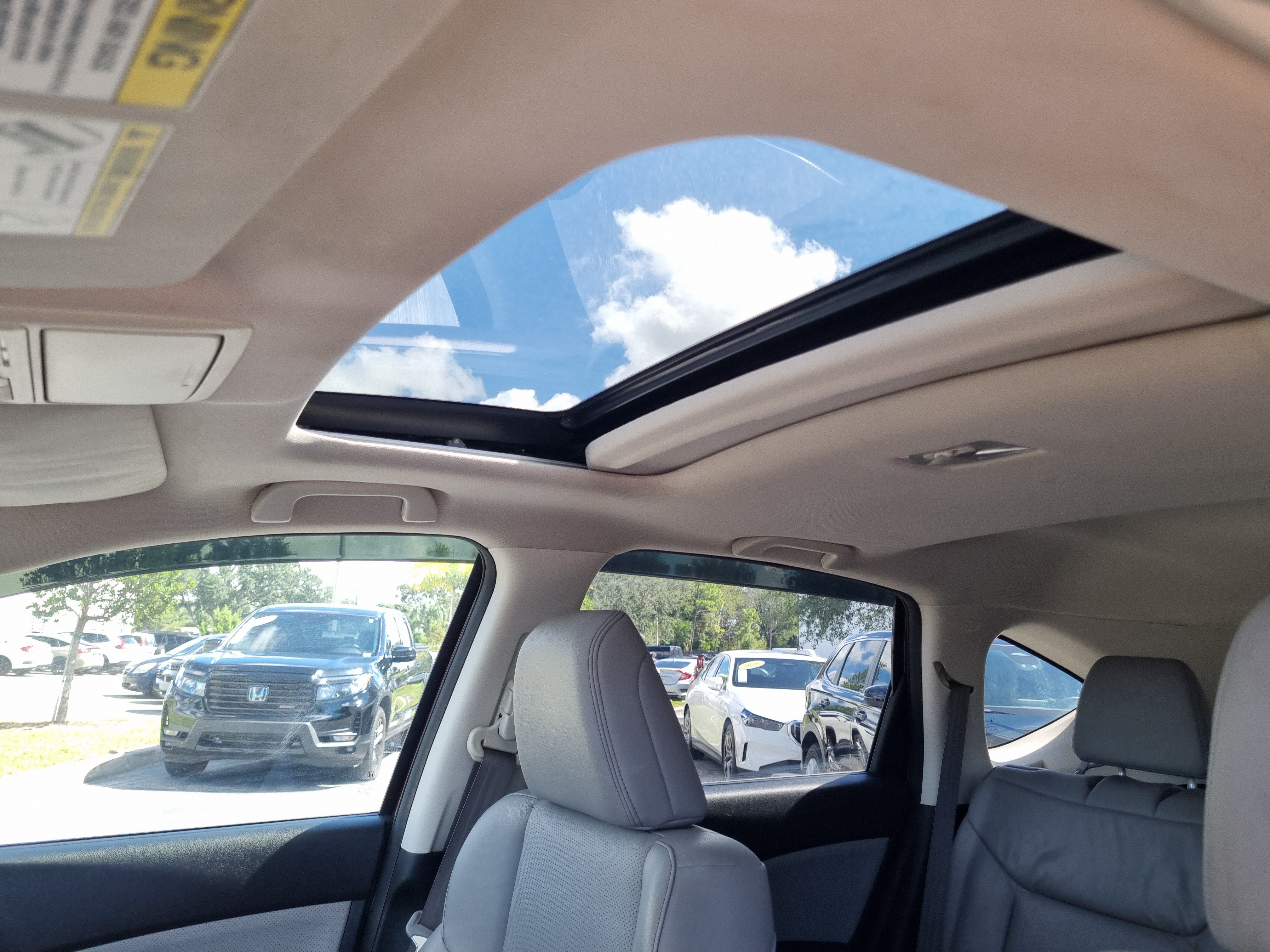 Used 2015 Honda CR-V Touring image 27