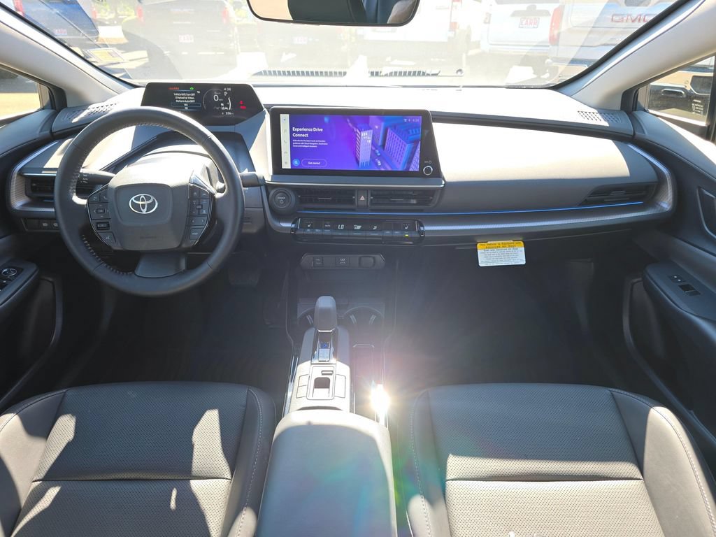 Used 2024 Toyota Prius XLE AWD/4WD image 18