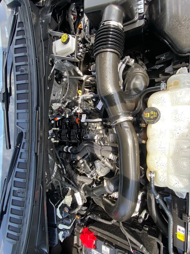 Used 2025 Ford Expedition Active AWD/4WD image 33