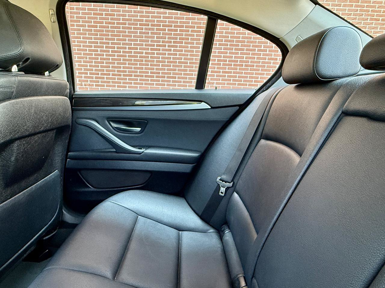 Used 2015 BMW 528i xDrive Sedan AWD/4WD image 30