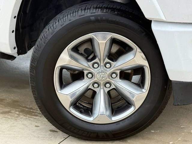 Used 2019 RAM 1500 Limited RWD image 3