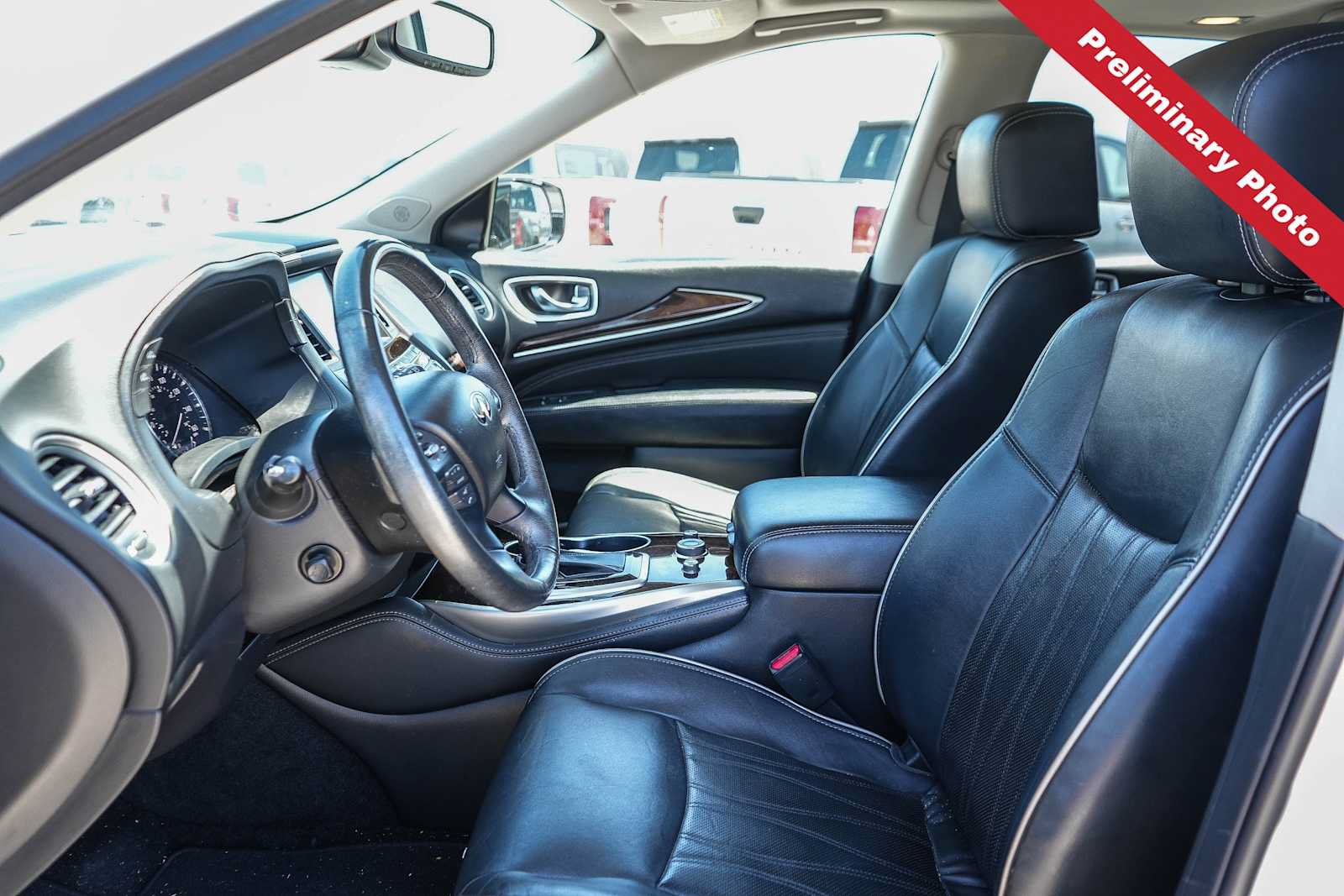Used 2019 INFINITI QX60 Luxe w/ Sensory Package AWD/4WD image 13