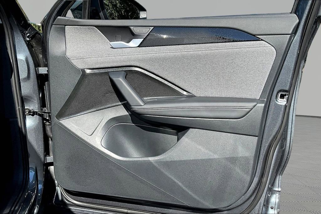 New 2026 Volkswagen Tiguan S image 27