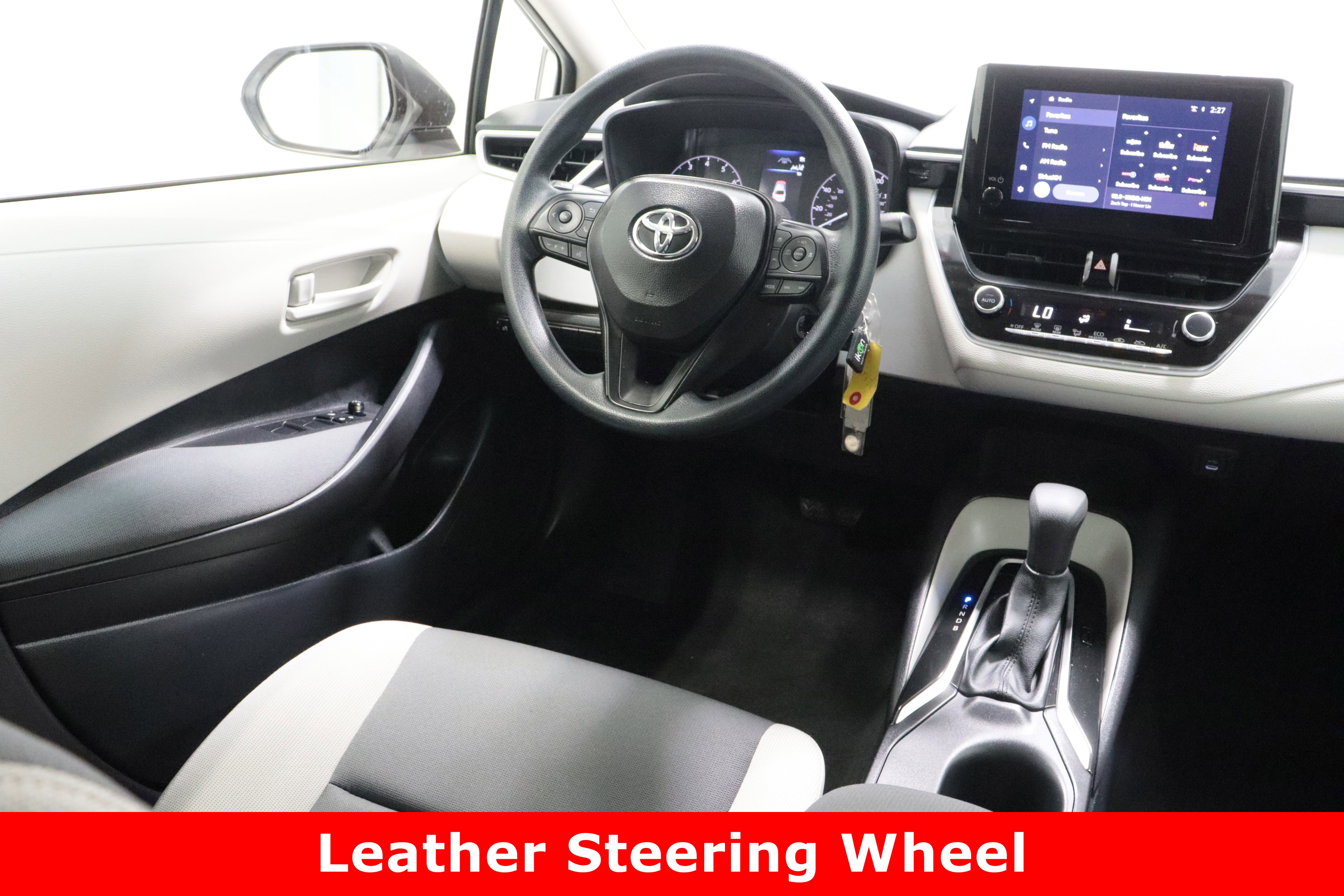 Certified 2025 Toyota Corolla LE image 27