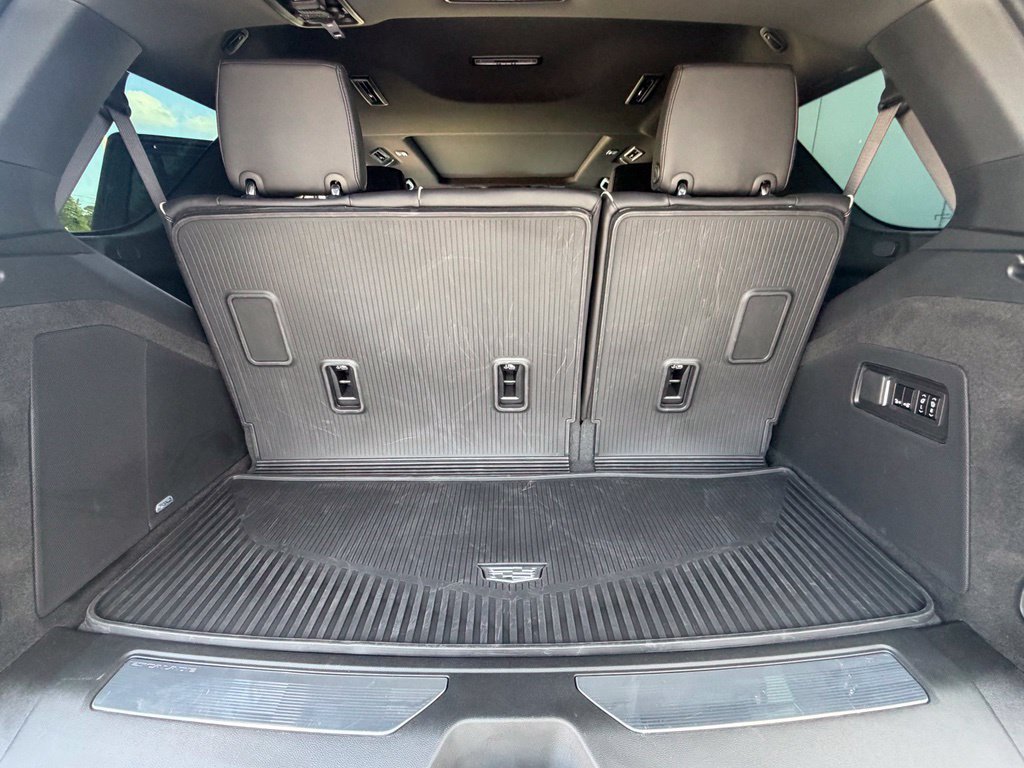 New 2026 Cadillac Escalade Sport w/ LPO, Floor Liner Package AWD/4WD image 44