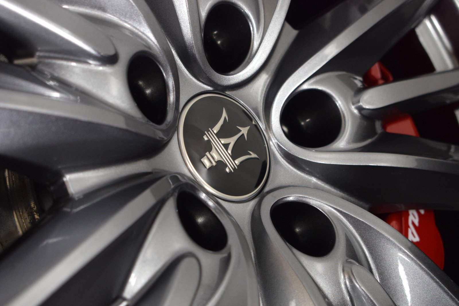 New 2024 Maserati Quattroporte Modena Ultima Q4 image 17