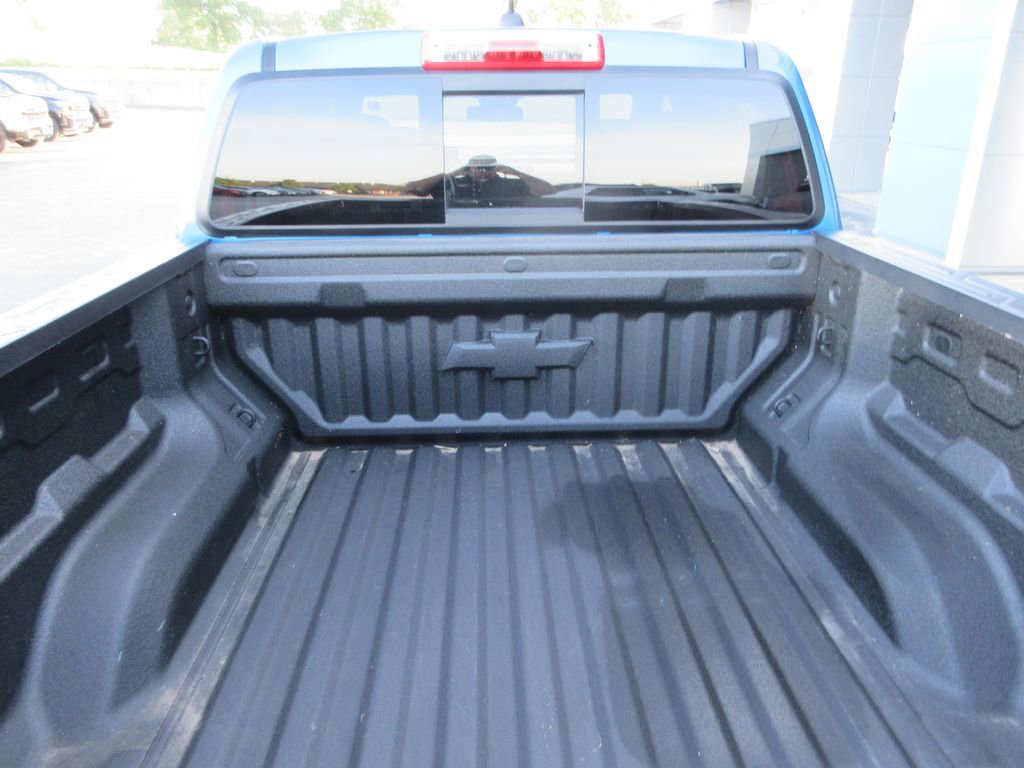 Certified 2024 Chevrolet Colorado Trail Boss w/ Technology Package AWD/4WD image 13