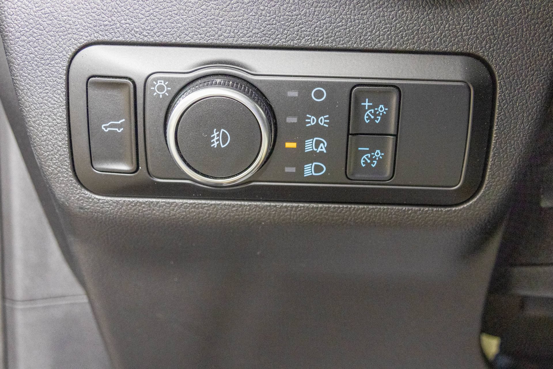 Used 2024 Ford Escape ST-Line Elite w/ Premium Technology Package AWD/4WD image 37