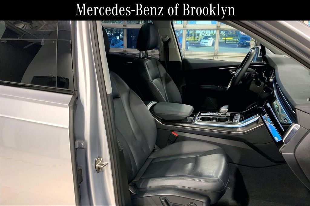 Used 2022 Audi Q7 3.0T Prestige AWD/4WD image 9