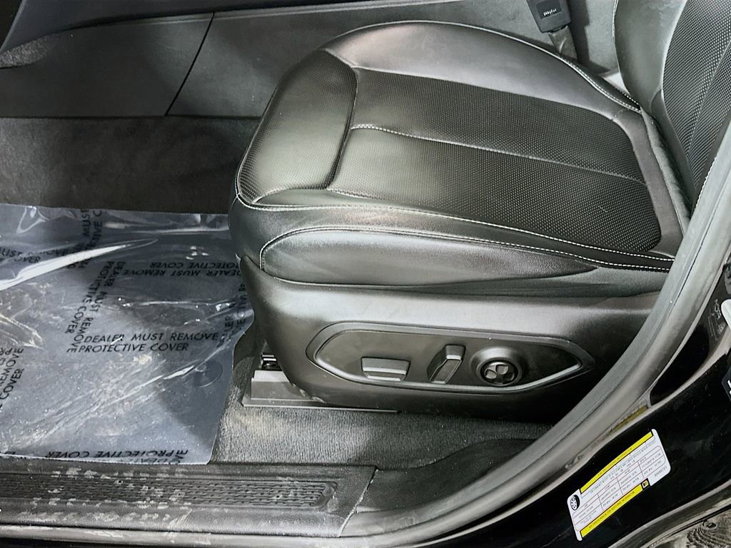 Certified 2025 Jeep Grand Cherokee Limited w/ Luxury Tech Group II image 31