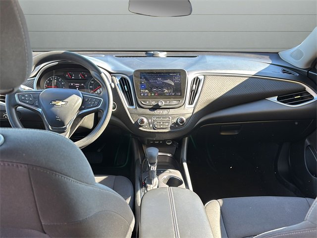 Used 2023 Chevrolet Malibu LT image 19