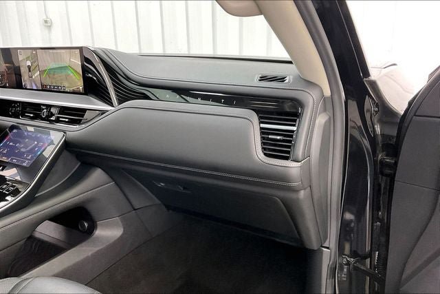 Certified 2025 INFINITI QX80 Sensory AWD/4WD image 19