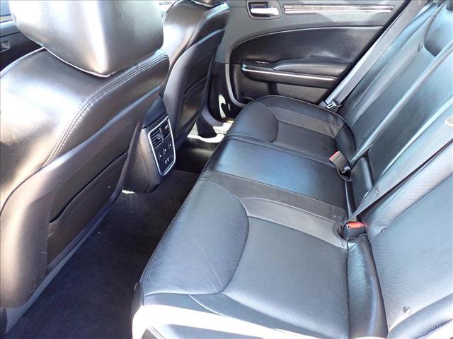 Used 2022 Chrysler 300 Touring L w/ Comfort Group AWD/4WD image 8