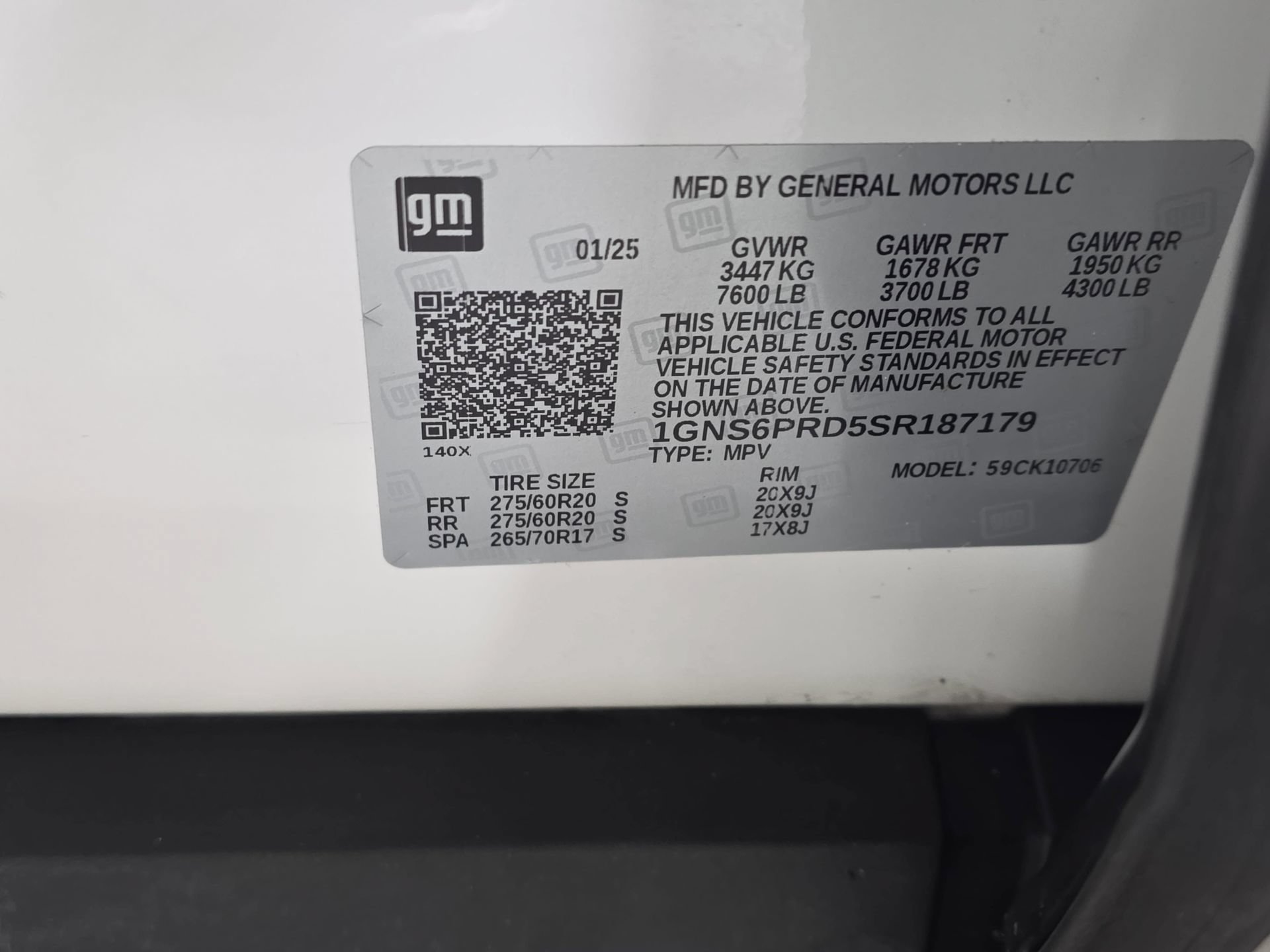 Used 2025 Chevrolet Tahoe Z71 AWD/4WD image 33