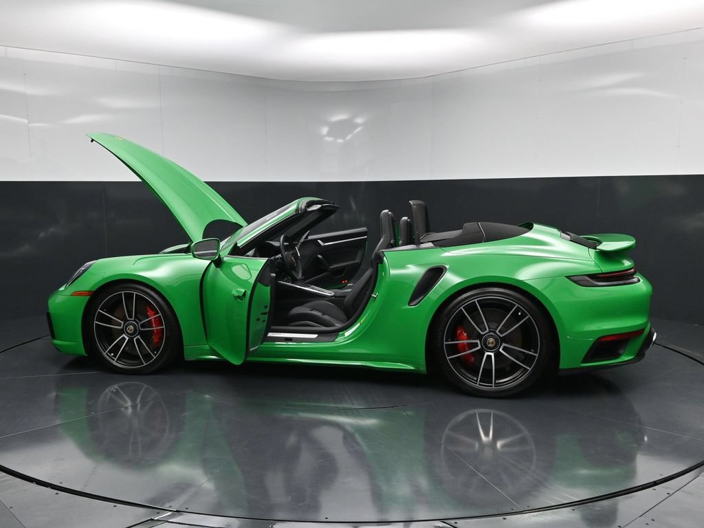 Certified 2022 Porsche 911 Turbo AWD/4WD image 30