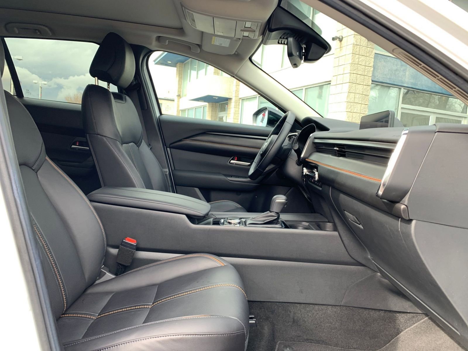 Used 2025 MAZDA CX-50 2.5 Hybrid w/ Premium Plus Pkg image 38