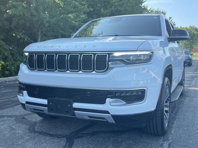 Used 2025 Jeep Wagoneer Series II AWD/4WD image 31