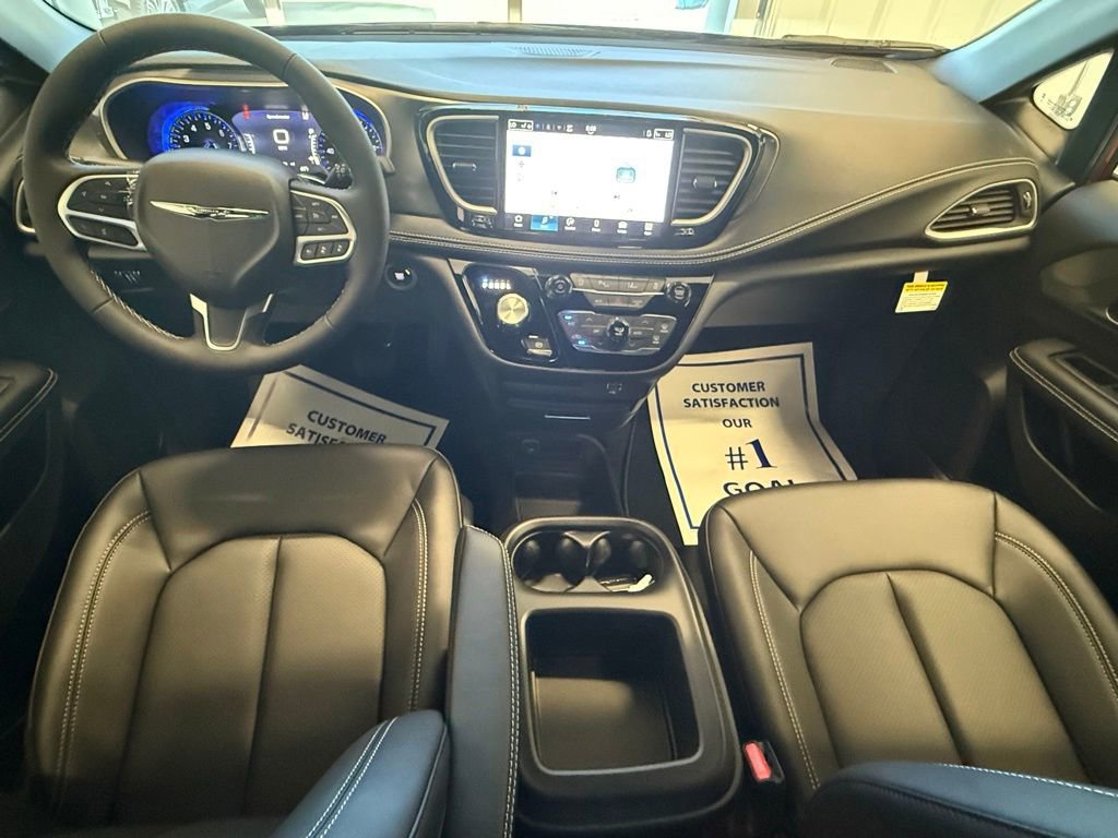 New 2026 Chrysler Pacifica Select image 19