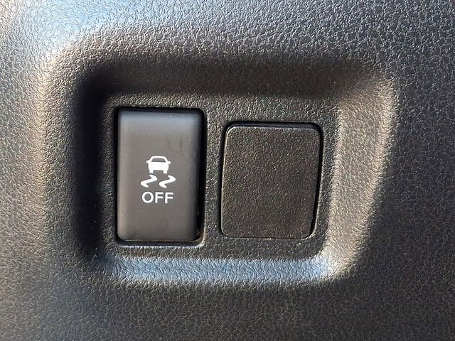 Used 2016 Nissan Versa Note SV image 26