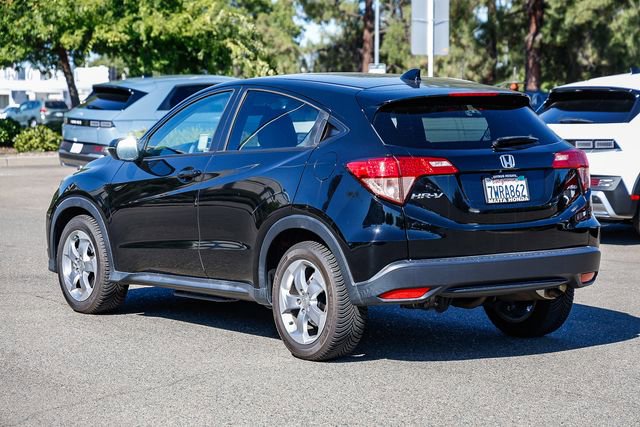 Used 2016 Honda HR-V EX image 2