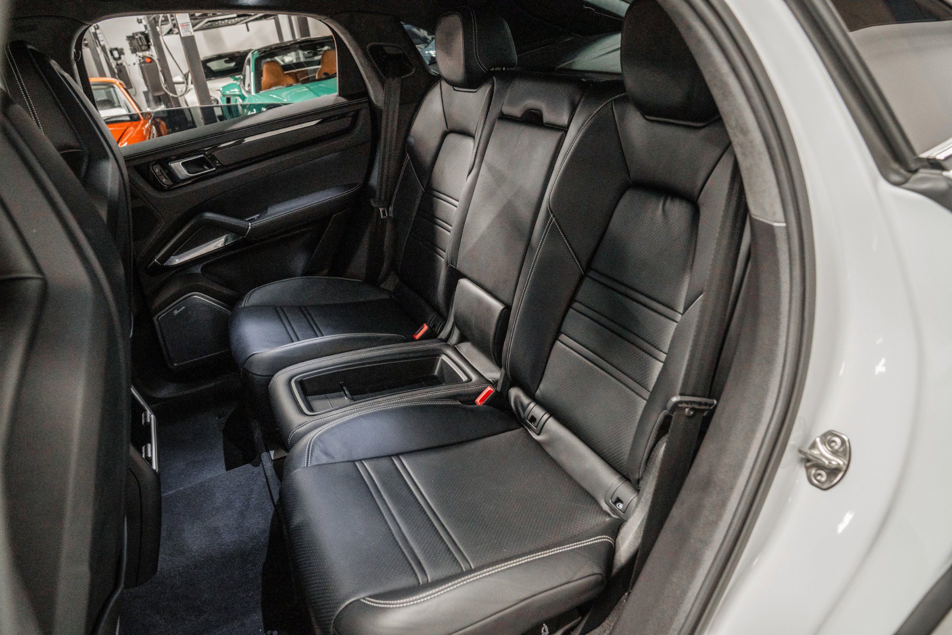 Used 2023 Porsche Cayenne Turbo GT image 15